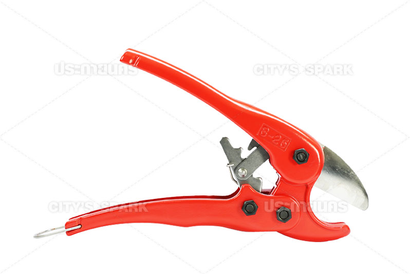 คีมตัดท่อพีวีซี (PVC Pipe Cutter)